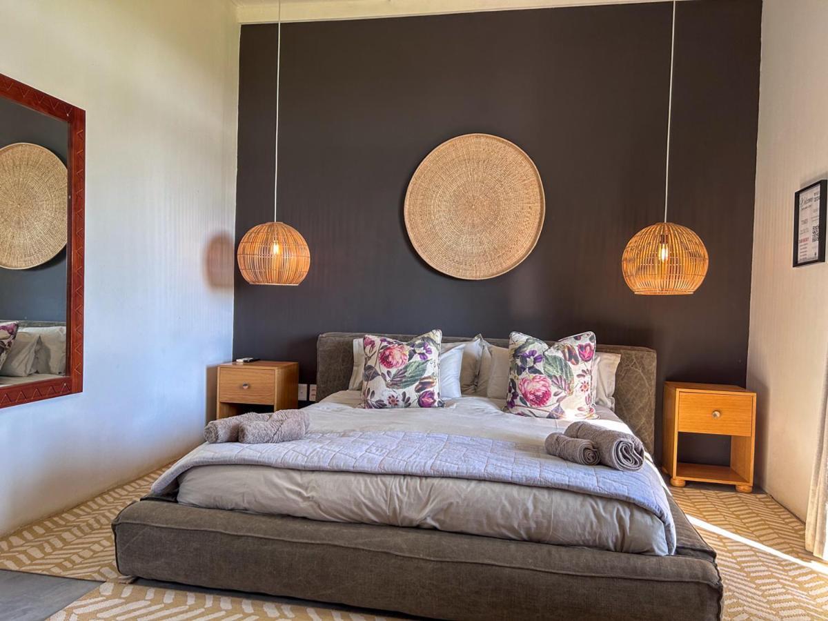 Tzamenkomst River Lodge Colesberg Room photo